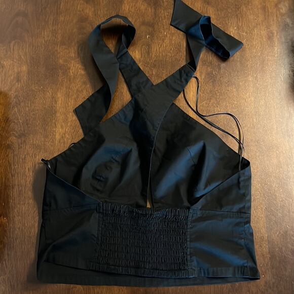 EXPRESS Black Halter Smocked Back Crop Top Medium - Picture 2 of 5